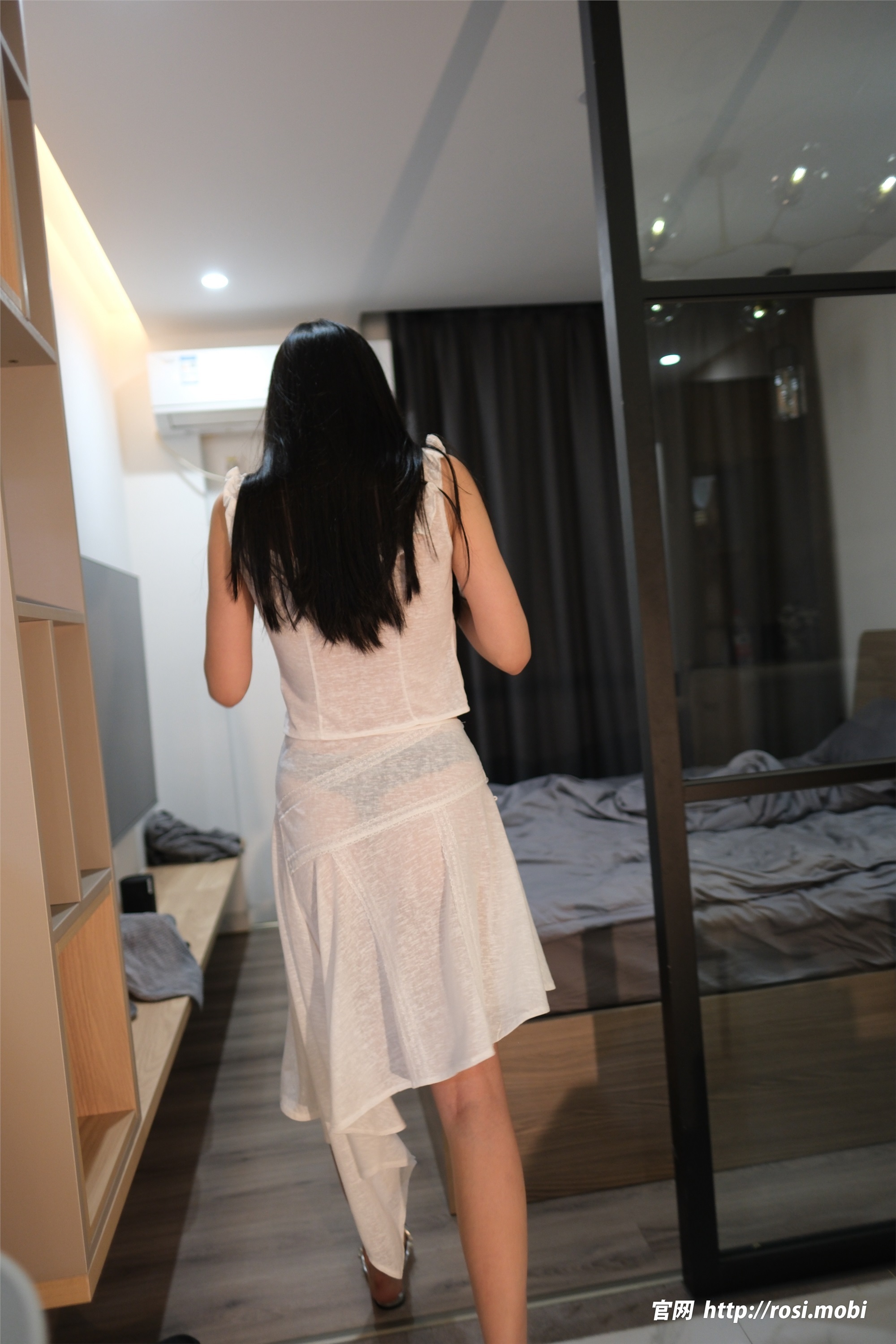 ROSI写真 2025.03.21 NO.4855